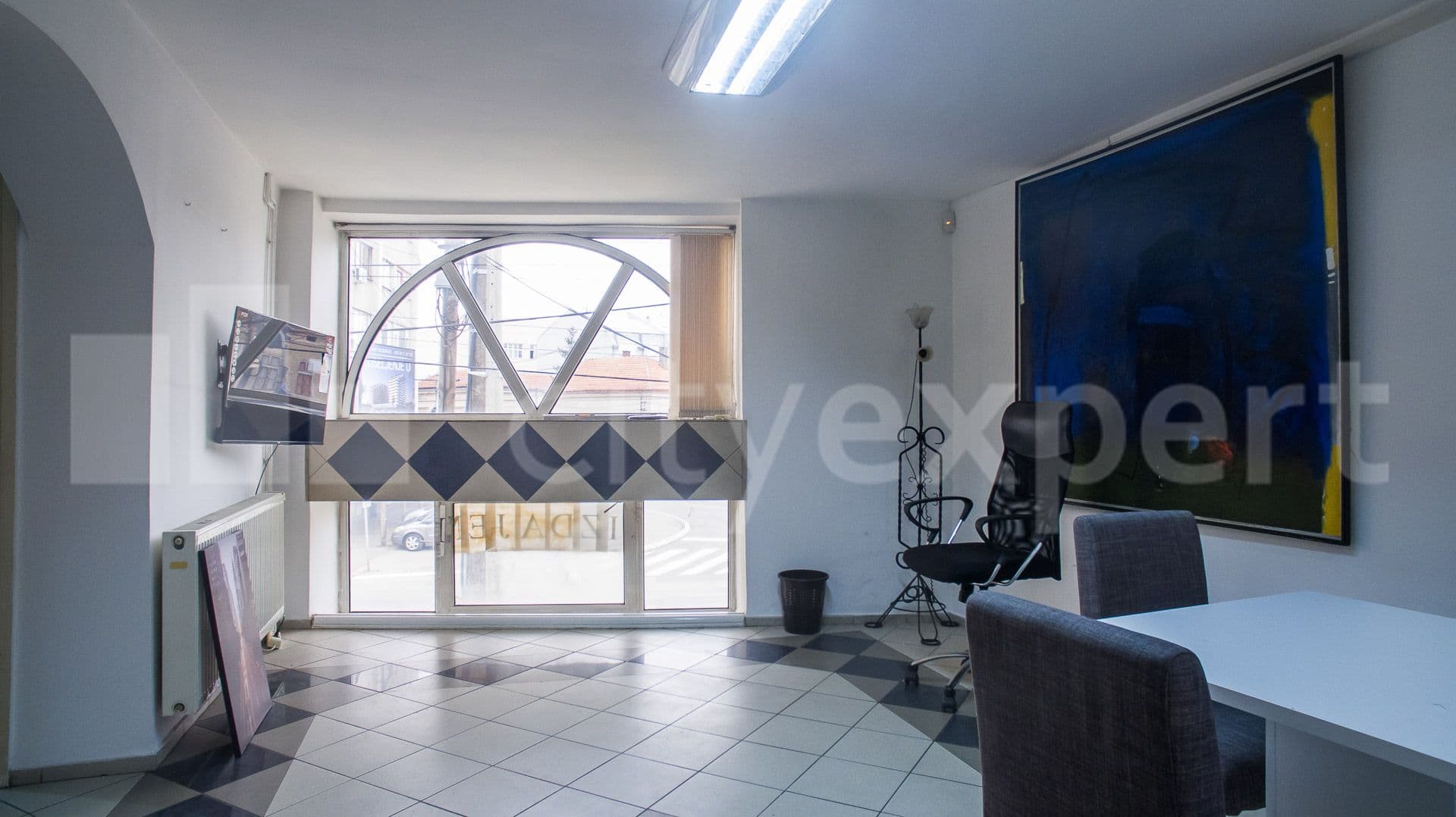 Kralja Stefana Prvovenčanog, Medijana • Izdavanje